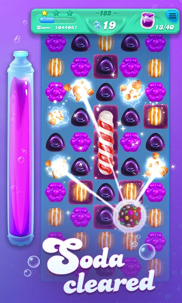 Candy Crush Soda Saga Screenshot 3 - Candy Crush Soda Saga In-Game Screenshot 3